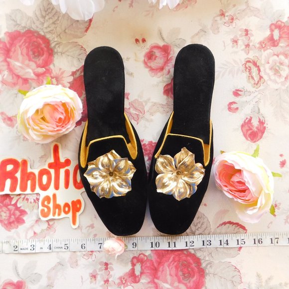 Vintage Black Velvet Mules With a Gold Flower - Picture 1 of 7